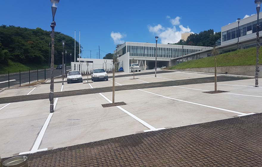 mobilier urbain martinique